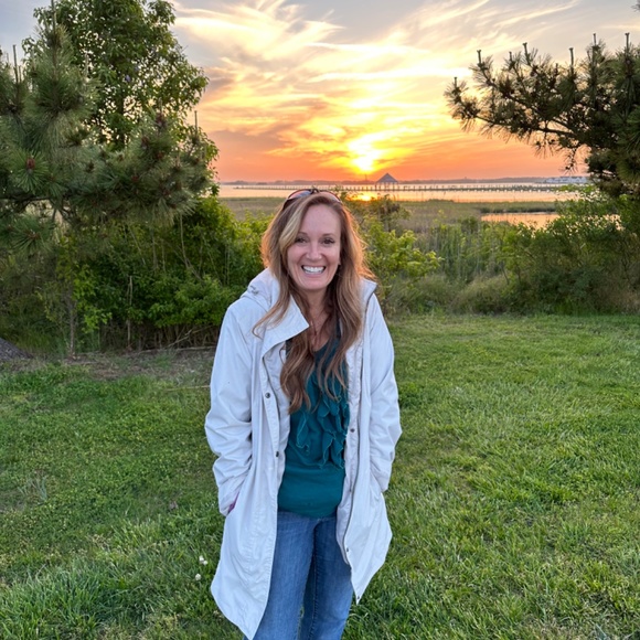 Meet your Posher, Melinda - Picture 2 of 3